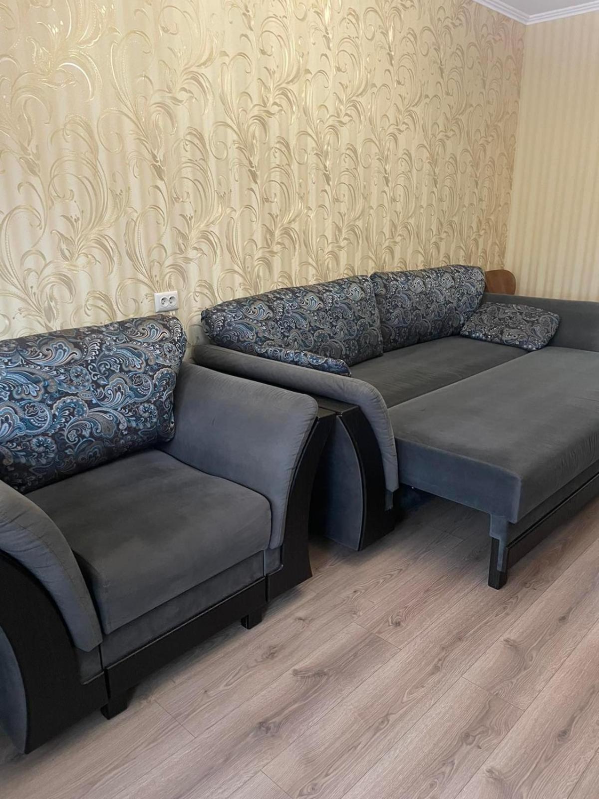 Автовокзал Apartamento Rivne Exterior foto